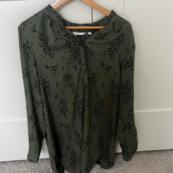Plus size women’s tunic from Reitmans - Picture 1 of 2